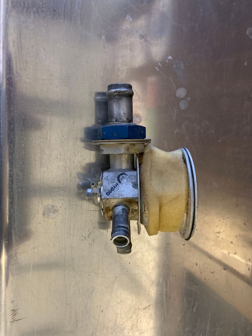 Help with replacing a vacuum pump on a 172 CESSNA 172 FORUM Cessna